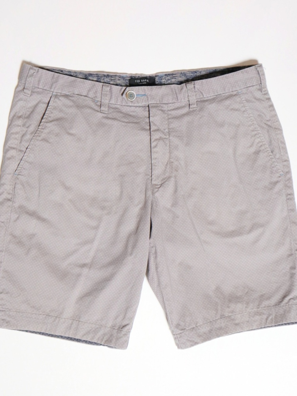 TED BAKER LONDON Men's 34R Greige Tan Dot Print Flat Front Casual Chino Shorts